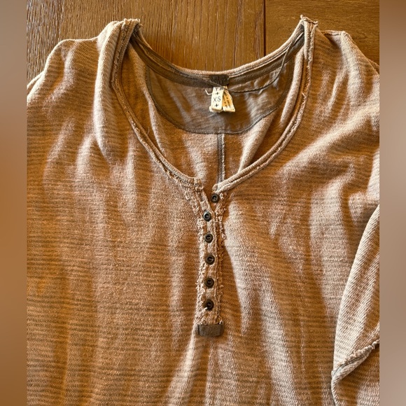 FreePeople long sleeve - Picture 3 of 6